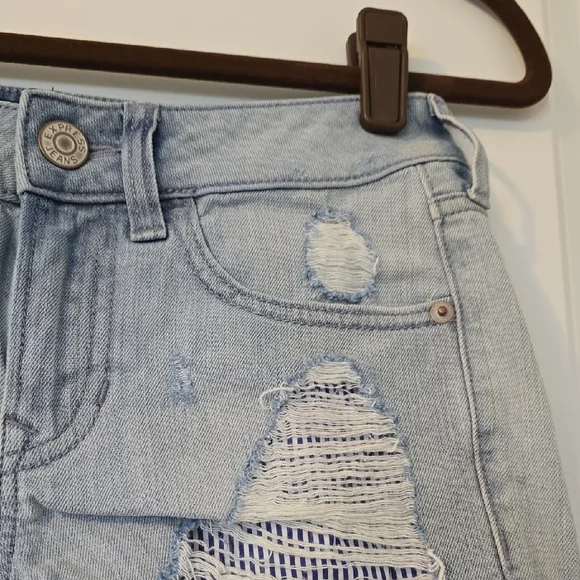 Express Light Blue Jean Shorts. Size 00 - Picture 3 of 13